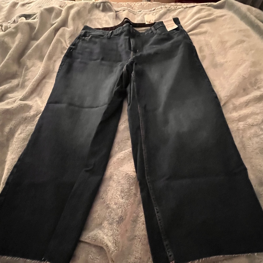 Wide leg jeans